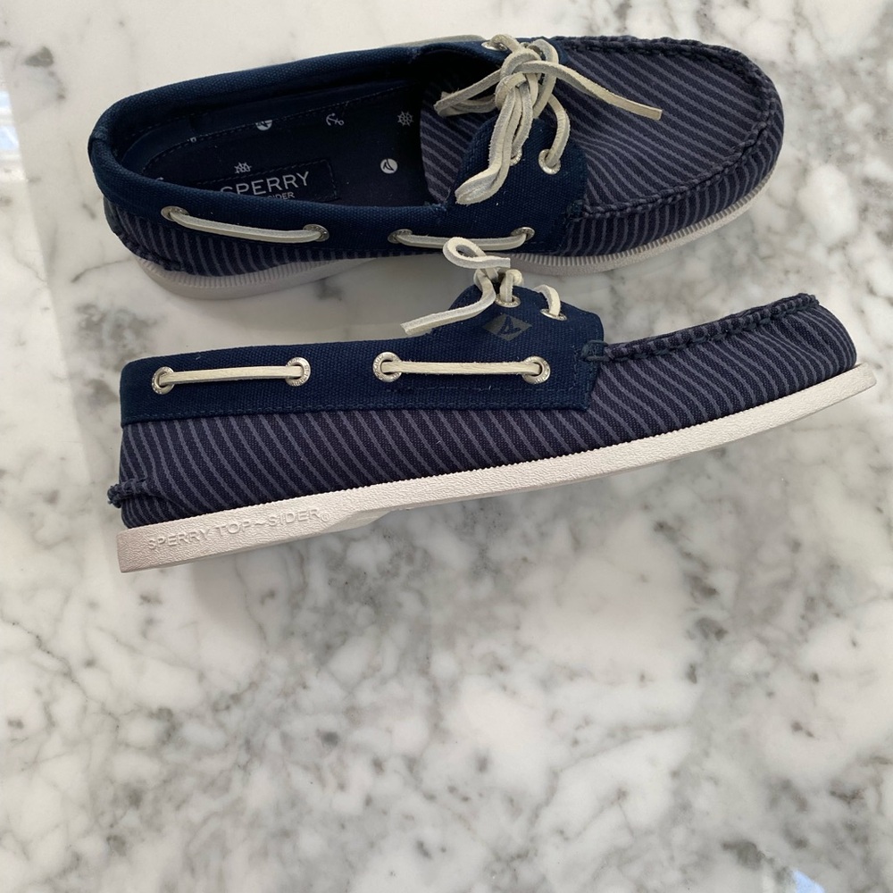 Sperry Top Sider Men's Navy Striped Boat Shoes - Picture 4 of 5